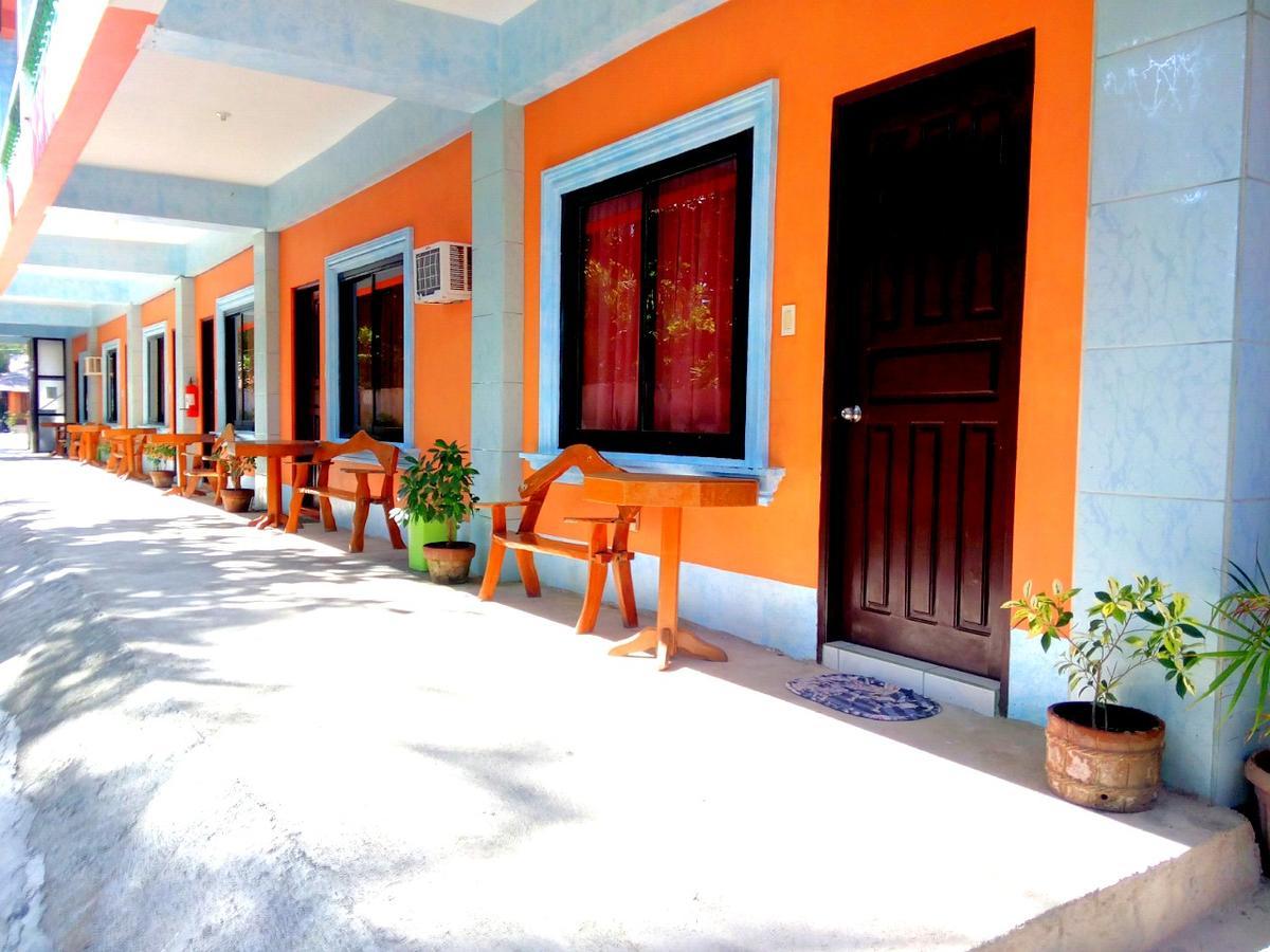 Jun And Carol Resort